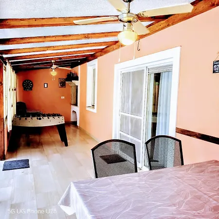 Mario And Maria ボドニャン