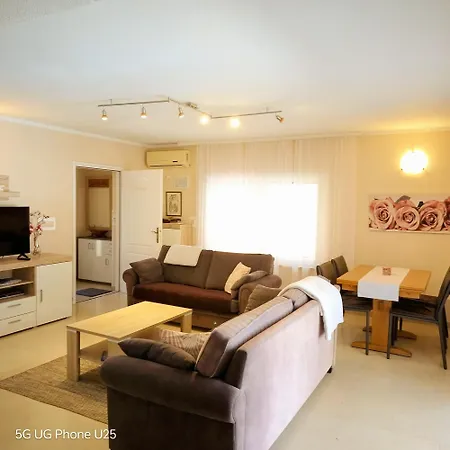 ヴィラ Mario And Maria